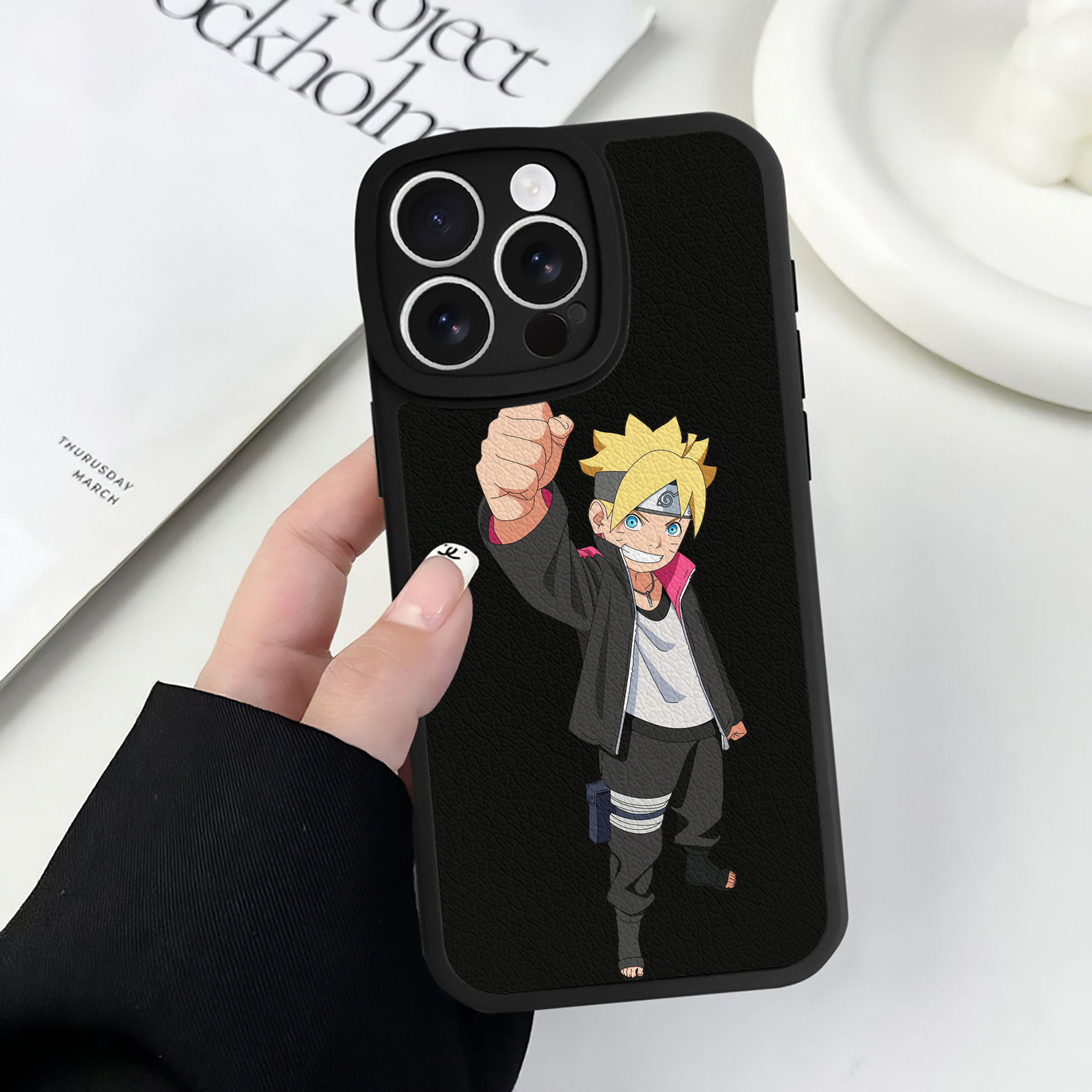（画像用） NARUTO -ナルト- うずまき ボルト Uzumaki Boruto 【iPhone 16シリーズ対応】シリコンスマホケース（レザー調） 材質：シリコン